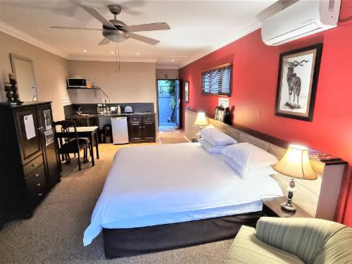 Deluxe Self catering - Room 5