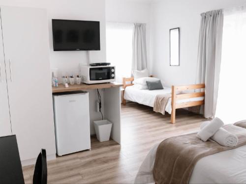 Family Room with Three Single Beds