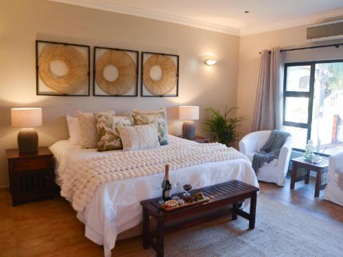 Honeymoon Suite