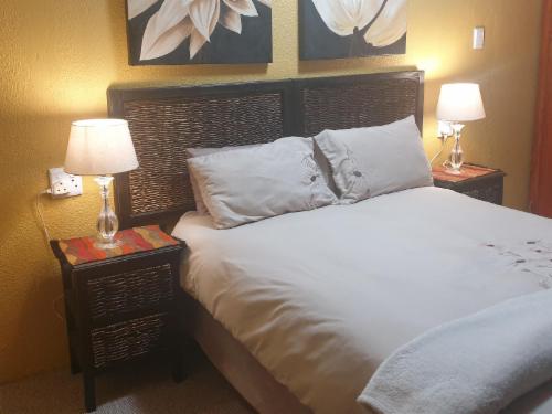 Room 5 Outside Double Bed