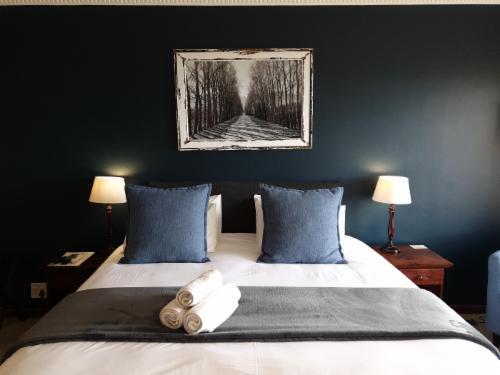 King/Twin Sea View Lodge Room (5)