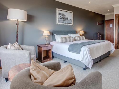 King/Twin Sea View Lodge Room