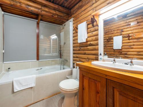 Skylark Chalet