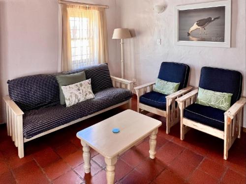 Baywatch Cottage - Self Catering