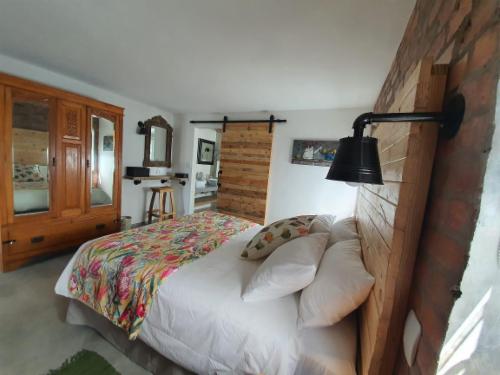 Paternoster Rentals - Kanahe Nara