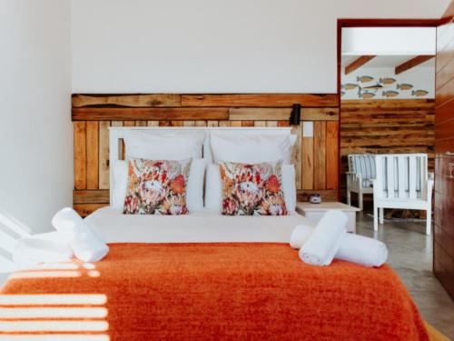 Paternoster Rentals - BC Stone Cottage
