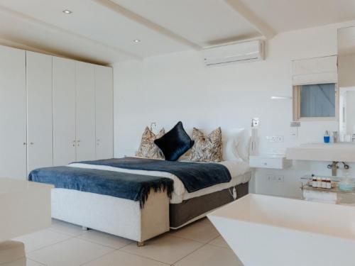 Paternoster Rentals - Djis Tjil
