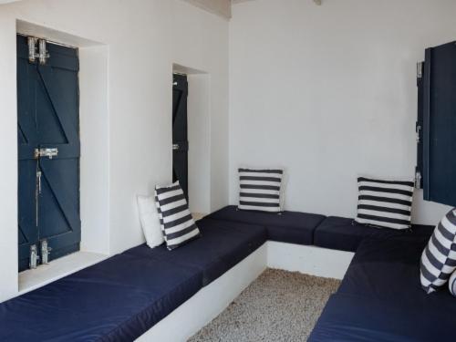 Paternoster Rentals - Waves house