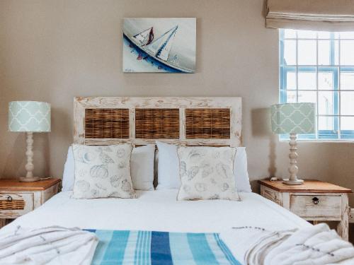 Paternoster Rentals - Duifie House