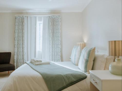 Paternoster Rentals - Pebbles House