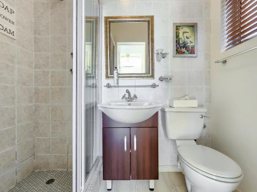 Small Single Room