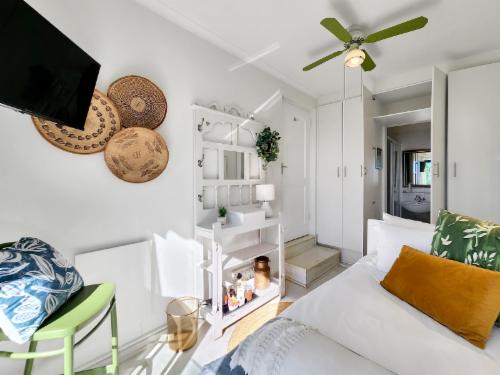 Small Single Room