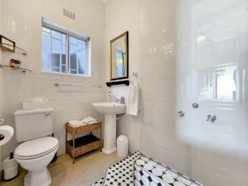 Medium Double Room with Pool access