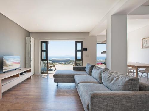 Harbour View Villa (self-catering)