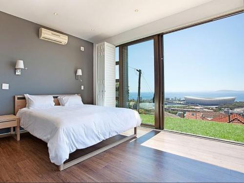 Harbour View Villa (self-catering)