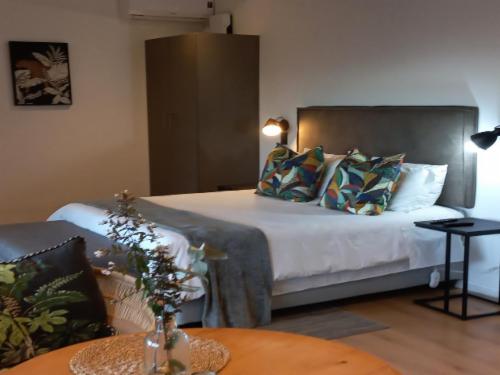 Honeymoon and Get-Away  unit Glory Dawn