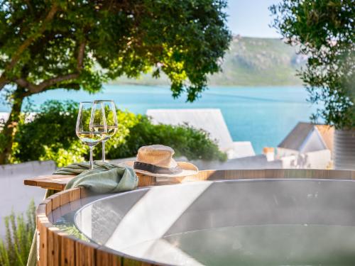 Frank Wightman Cottage (with Hot Tub)