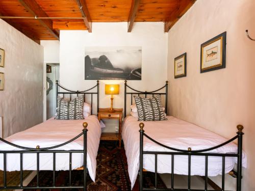 Frank Wightman Cottage (with Hot Tub)