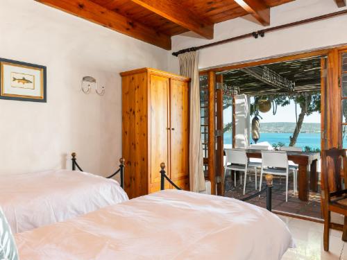 Frank Wightman Cottage (with Hot Tub)