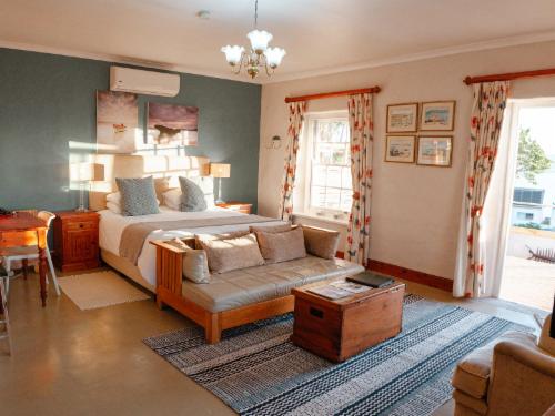 Panoramic Lagoon View Room with Hot Tub