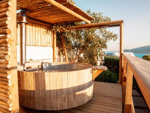 Romantic Room with Wood Fired Hot Tub