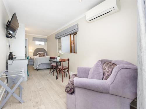 Superior Single Suite