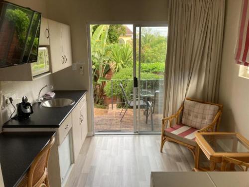 Superior Sem-Self Catering Suite
