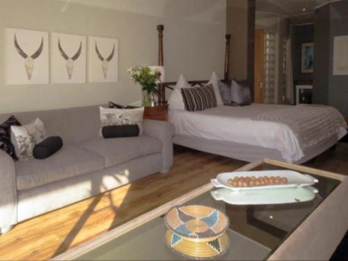 Honeymoon Room