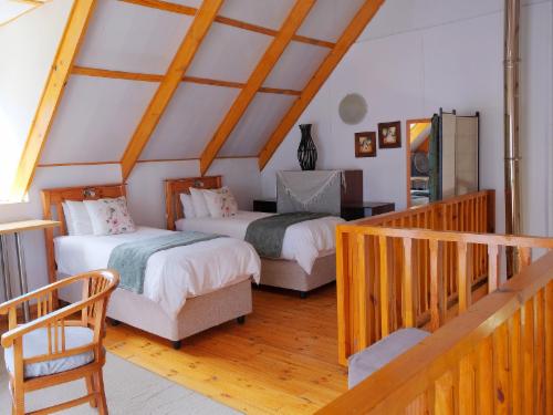 Mountain View - 1 double+3single beds