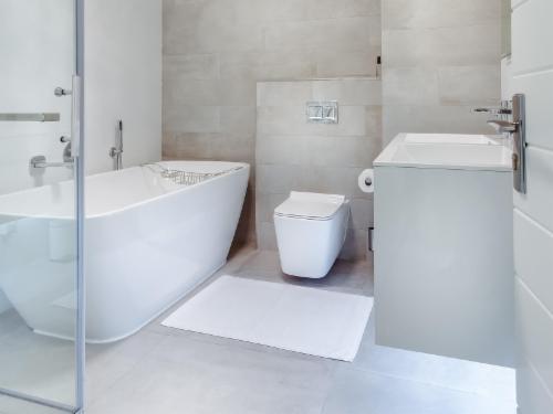 Double Room (No Children)