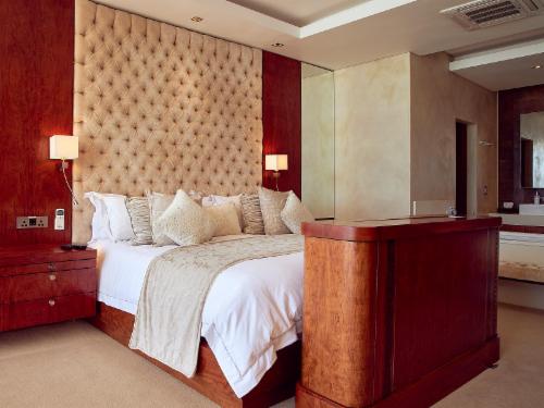 3 Bedroom Superior Penthouse