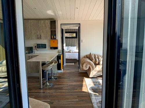 Stylish 4 Sleeper Cottage