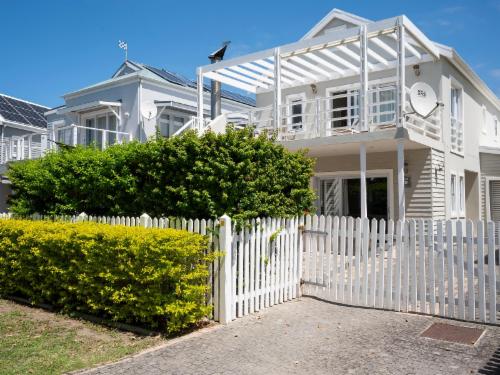 Thesen Island Villa A22
