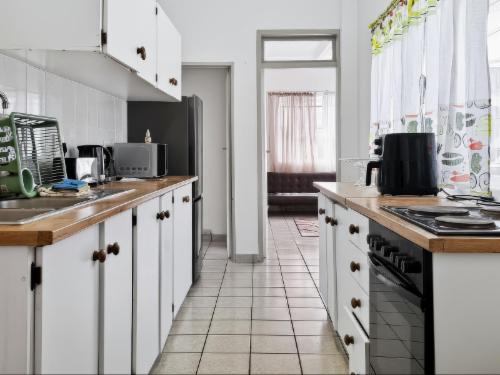 Uvongo Square 26