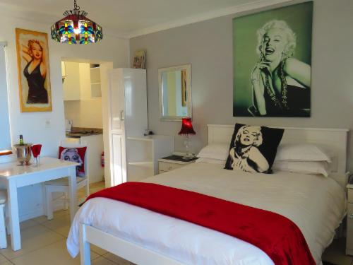 Marilyn Apartment