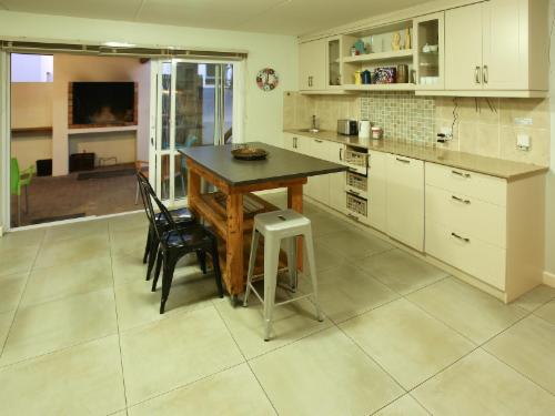 99 Steps, Langebaan, 8 Sleeper