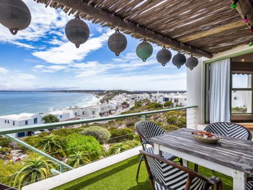 43 On Artemis, 8 Sleeper, Langebaan