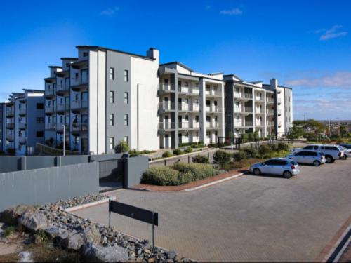 Nivica 77, Langebaan, 4 Sleeper