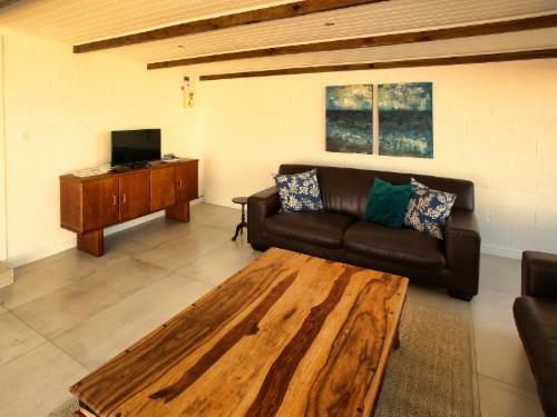 Skiathos Villa, Langebaan, 6 Sleeper