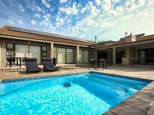 Bailee's Place, Langebaan, 6 Sleeper