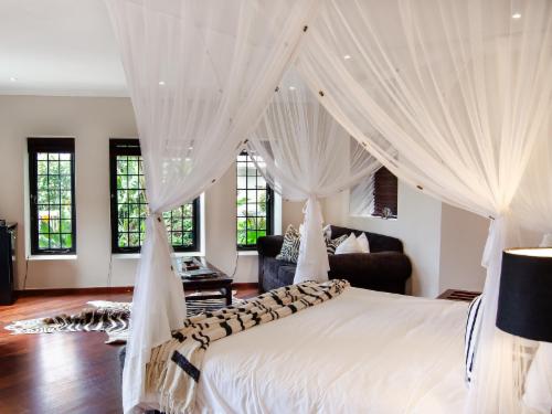 Manor House Suite - Zebra
