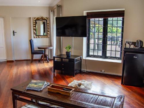 Manor House Suite - Zebra