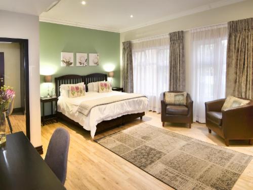Protea - King Room Private Entrance