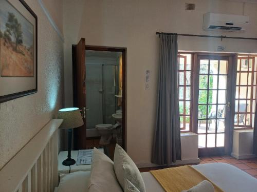 Double Room (Shower)