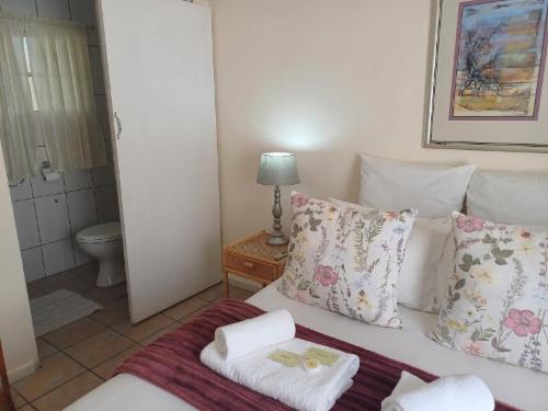 Garden Cottage (sleeps 4) -SC facilities