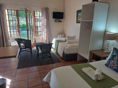 Family Garden Room-sleeps 3