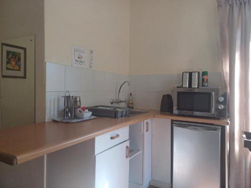 Family Garden Room-sleeps 3