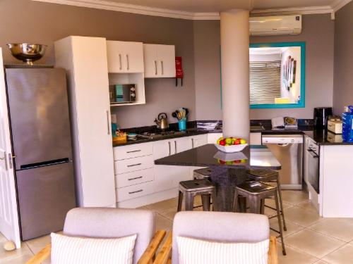 Luxury Apartment 4