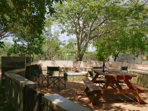 Kingfisher Creek Cottage 1