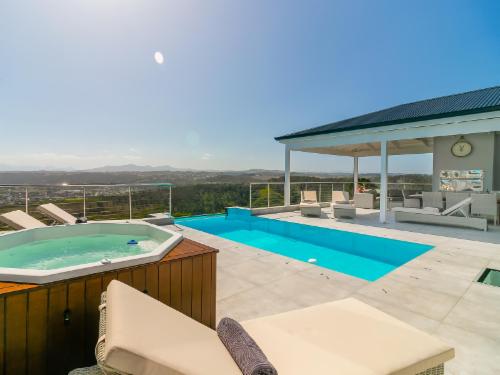 Pezula A Piece of Paradise - AR27